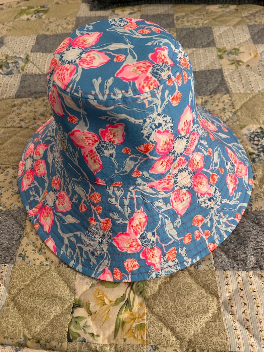 Lilly Pulitzer reversible bucket hat